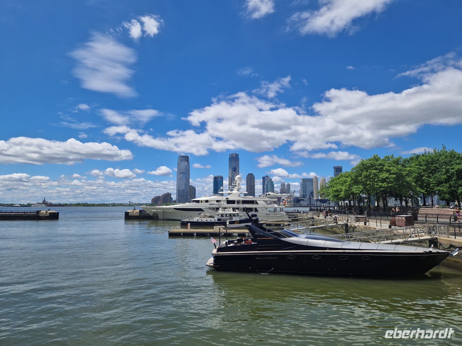 am Hudson River