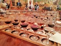 Weinverkostung in der Weinkellerei des Weinmuseums in Samarkand