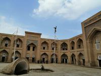 Besuch der Zirkusfamilie Darbozschi in der Medrese Feruz Khan, Chiwa