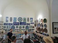 Tillakori-Medrese, Ausstellung eines Händlers, Registan-Platz, Samarkand