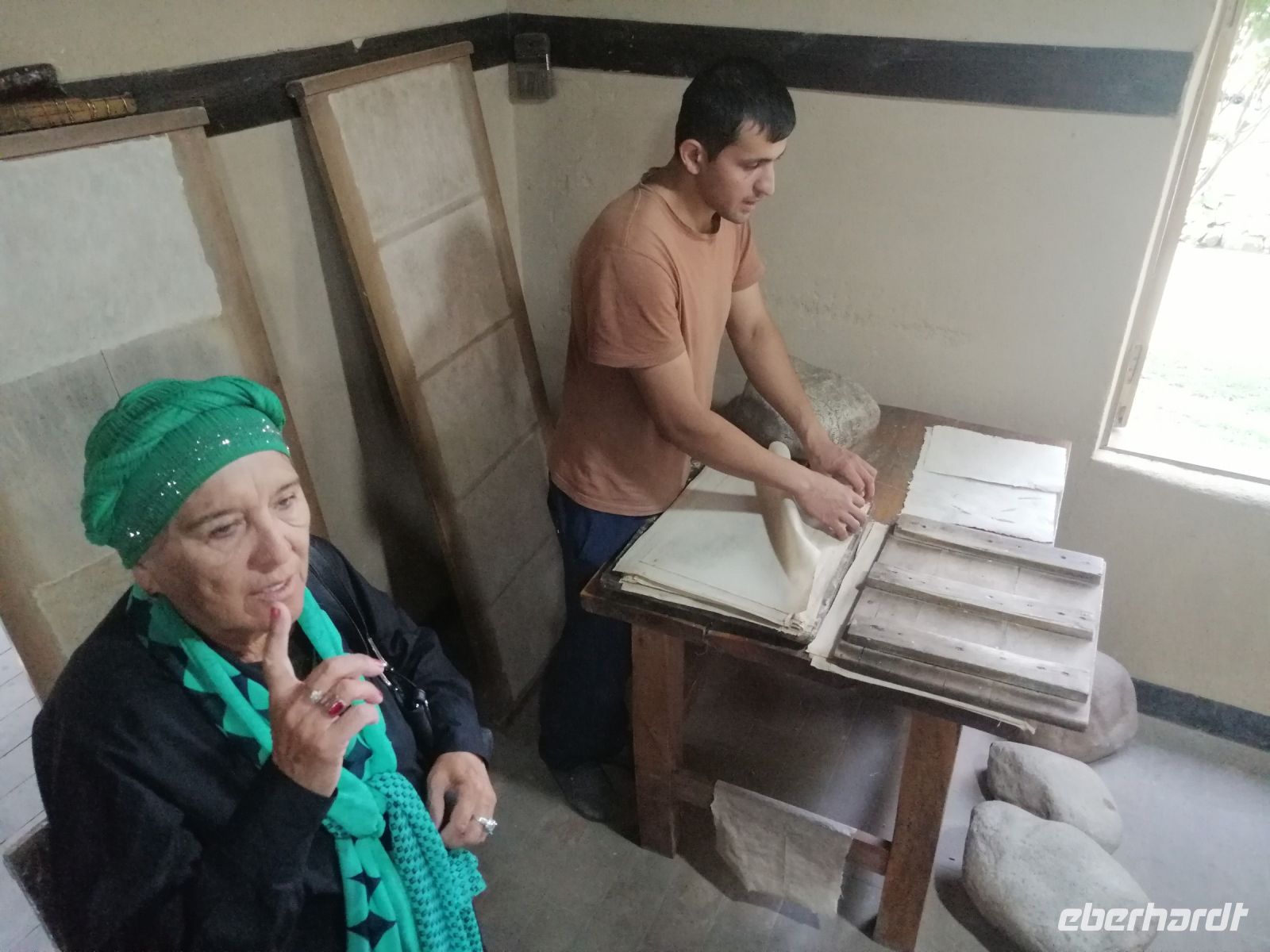 Seidenstoff-Papierfabrik: Erläuterung der Arbeitsprozesse, Samarkand