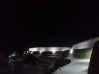 nächtlicher Spaziergang durch die Altstadt von Chiwa (Itchan-Kala) zum Hotel