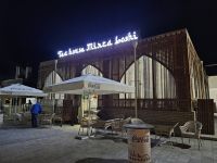 Chiva - Mirza Bashi Café außen