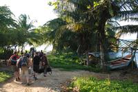 Ankunft am Strand von Querepare