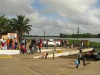 Markttag an der Bootsanlegestelle