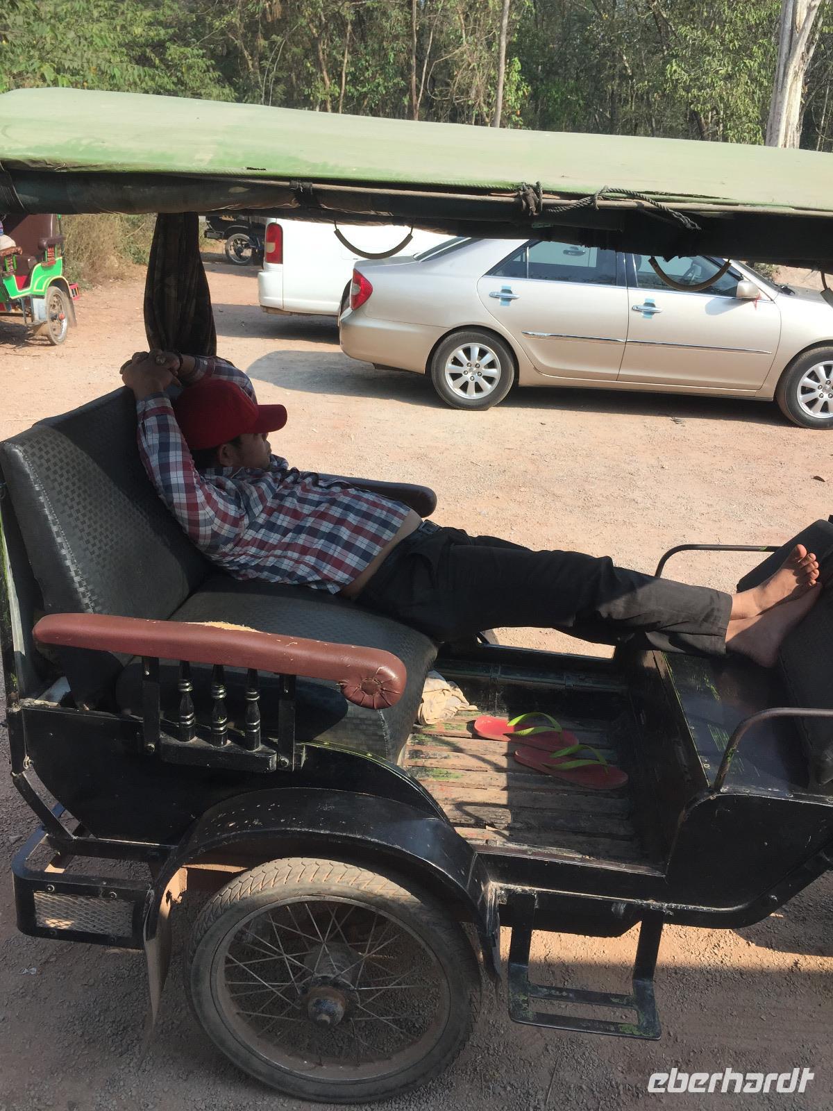 Warten auf Kundschaft