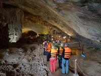 07.05_Halong Bucht; Ausflug Tien Ong Höhle