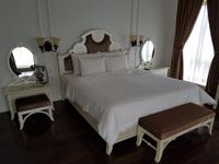 09.11_Hue; Eldora Hotel