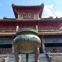 Das Kupfergefaess in Hue