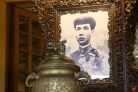 Hue - Mausoleum 13. Kaiser Khai Dinh