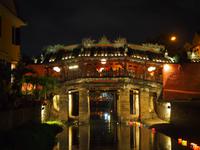 Hoi An: Japanische Brücke am Abend