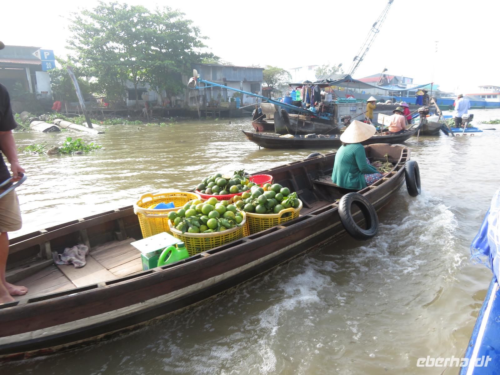schwimmender Markt  in Can Tho