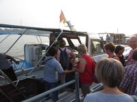 Einsteigen - unser Boot nach Kambodscha