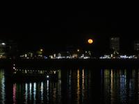 Vollmond am Tonle Sap