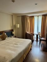 2 Hotelzimmer LA CASA Hotel Hanoi.jpeg