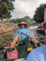 120. Trockene Halong Bucht Ruderboote