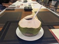 550. Abschiedsgetränk in der Hotelbar