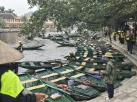 Ruderboote bei Ninh Hai