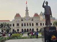 Ho Chi Minh Statue