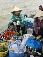 Schwimmender Markt auf Mekong