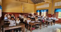 Besuch einer Grundschule in Kambodscha
