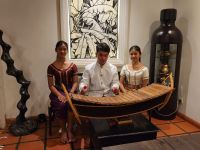 Musikalische Begleitung beim 1. Abendessen in Phnom Penh