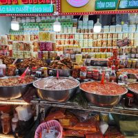 Frische Soßen in der Markthalle