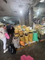 ...auf dem Markt in Hue (1)