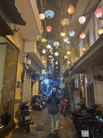 ...nächtlicher Spaziergang zum Restaurant in Hanoi (1)