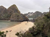 Hang Trinh Nu Cave, Strand, Ha Long