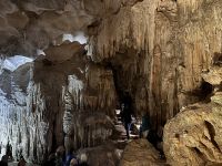 Ha Long Bucht, Hang Sung Sot Cave