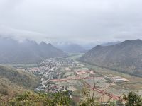 Mai Chou, Wolkenpass