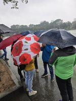 Erster Regenspaziergang in Hanoi