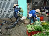 Besuch eines Dorfes (10)