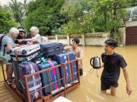 Hoi An (überflutete Straße vor dem 