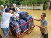 Hoi An (überflutete Straße vor dem 