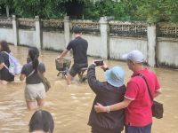 Hoi An (überflutete Straße vor dem 