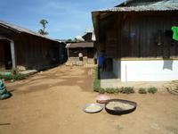 Mit dem Jepp zum Aussichtspunkt- Dorf bei Da Lat (33)