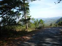 Mit dem Jepp zum Aussichtspunkt- Dorf bei Da Lat (9)