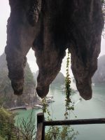Vietnam. Halong Bay. Überraschungshöhle 