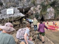Vietnam. Auf dem Weg zur Höhle