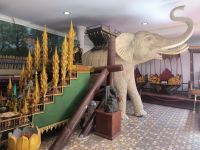 Kambodscha. Weißer Elefant &ndash; &copy; Heike Jack (Eberhardt TRAVEL)