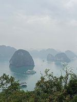 Halongbucht am Morgen.jpg &ndash; &copy; Birgit Kirchner (Eberhardt TRAVEL)