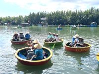 die Dinger schaukeln auch... &ndash; &copy; Birgit Kirchner (Eberhardt TRAVEL)