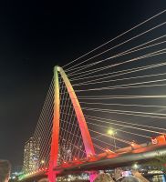 faszinierende Lichtershow bei der Dinnercruise &ndash; &copy; Birgit Kirchner (Eberhardt TRAVEL)