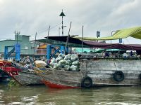 Schwimmender Markt im Mekongdelta  &ndash; &copy; Birgit Kirchner (Eberhardt TRAVEL)