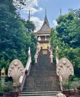 Aufgang zu Wat Phnom &ndash; &copy; Birgit Kirchner (Eberhardt TRAVEL)