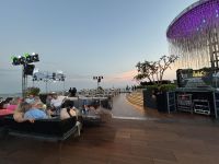 Blick auf Phnom Penh - von der Skybar  &ndash; &copy; Birgit Kirchner (Eberhardt TRAVEL)