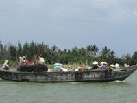 FÃ€hre in Hoi An