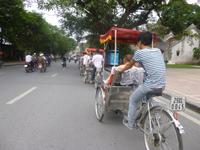 Rikscha Fahrt durch Hanoi